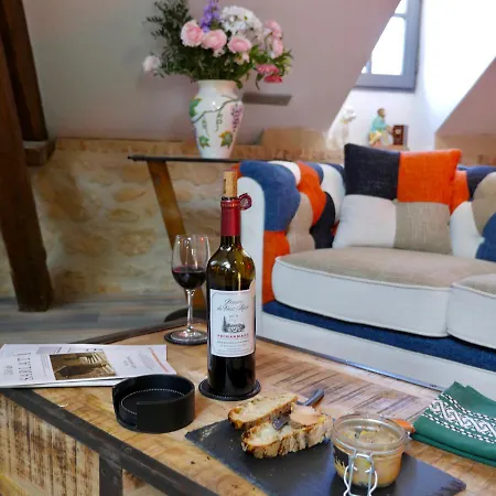 In Luxury Rentals, Medieval Center - Loft Stella Matutina -2p-ascenseur-climatisation Sarlat-la-Canéda