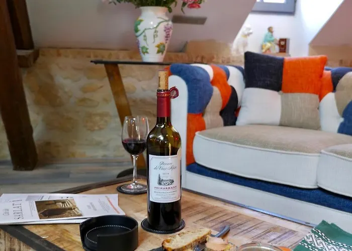 In Luxury Rentals, Medieval Center - Loft Stella Matutina -2p-ascenseur-climatisation Sarlat-la-Canéda