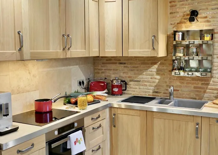 In Luxury Rentals, Medieval Center - Loft Stella Matutina -2p-ascenseur-climatisation Lejlighed