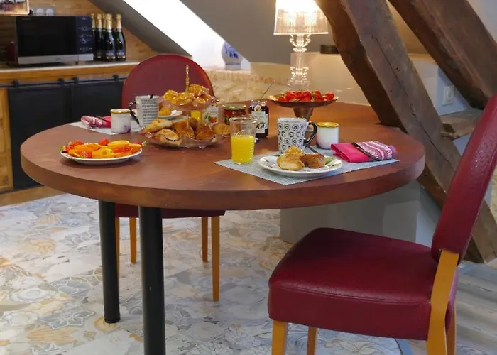 Lejlighed In Luxury Rentals, Medieval Center - Loft Stella Matutina -2p-ascenseur-climatisation *